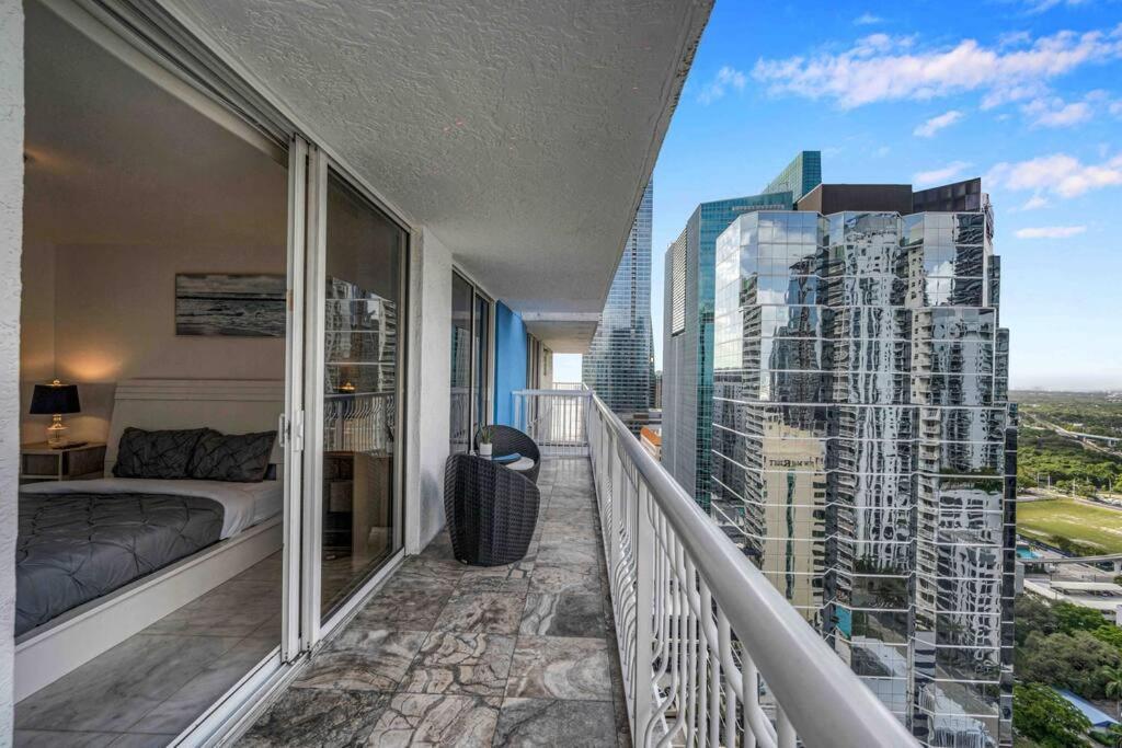 Iconic High Floor 3 Bedrooms In The Heart Of Miami Exterior foto