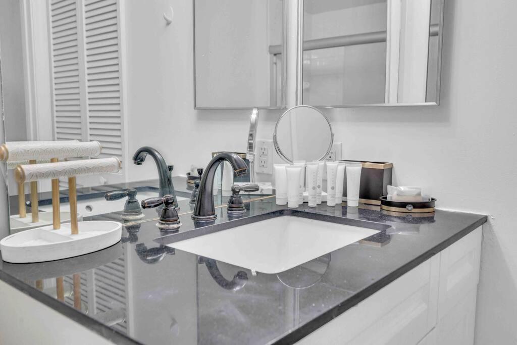 Iconic High Floor 3 Bedrooms In The Heart Of Miami Exterior foto
